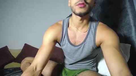 Snapshot of daniel_sherlock chatting on February 25, 11:41 am Daniel Sherlock online show from February 25, 11:41 am
