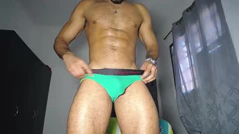 Snapshot of daniel_sherlock chatting on December 12, 1:06 pm Daniel Sherlock online show from December 12, 1:06 pm
