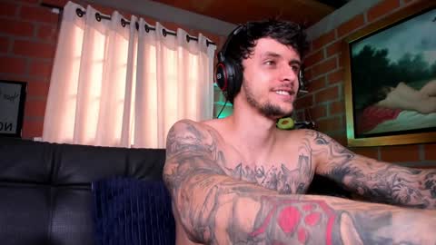 Snapshot of daniele_bunny chatting on December 11, 6:48 pm Daniele Bunny online show from December 11, 6:48 pm