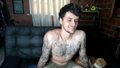 Snapshot of daniele_bunny chatting on December 2, 5:46 pm Daniele Bunny online show from December 2, 5:46 pm