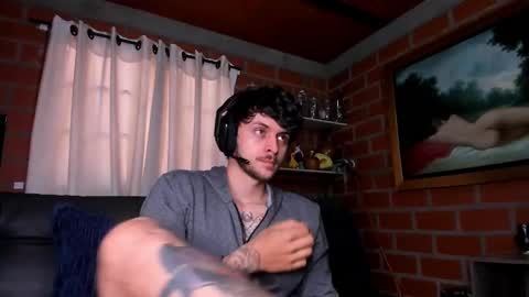Snapshot of daniele_bunny chatting on January 16, 6:16 pm Daniele Bunny online show from January 16, 6:16 pm