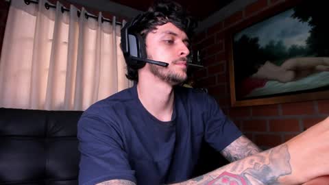 Snapshot of daniele_bunny chatting on January 21, 6:44 pm Daniele Bunny online show from January 21, 6:44 pm