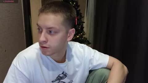 danila online show from December 18, 9:33 pm