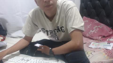 daniel segura online show from April 9, 2:09 am