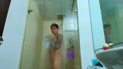 Snapshot of dannte_vel chatting on October 8, 7:29 pm Maximo online show from October 8, 7:29 pm