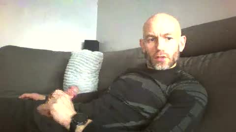 Snapshot of danny81boy chatting on March 9, 4:11 pm danny81boy online show from March 9, 4:11 pm
