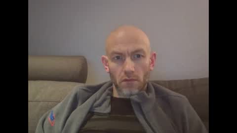 Snapshot of danny81boy chatting on February 18, 4:49 pm danny81boy online show from February 18, 4:49 pm
