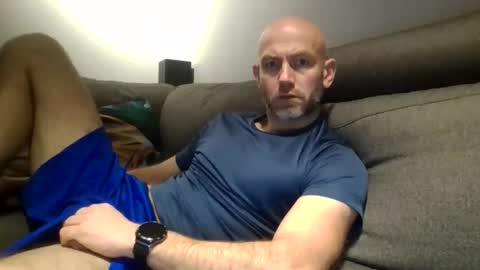 danny81boy online show from November 3, 8:54 pm