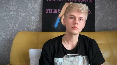 danny online show from April 25, 1:25 pm