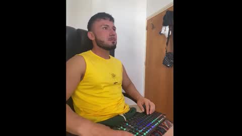 Snapshot of dannyboy_x_ chatting on October 7, 9:35 am dannyboy_x_ online show from October 7, 9:35 am