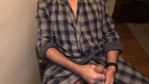 dannybuoy2 online show from February 10, 6:51 am