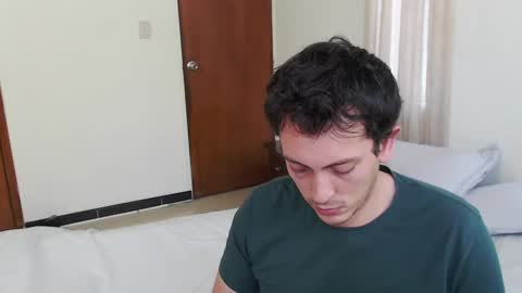 Snapshot of danruiz33 chatting on January 18, 9:24 pm Dan online show from January 18, 9:24 pm