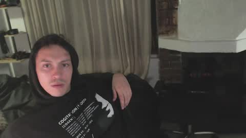 Snapshot of danruiz33 chatting on January 12, 3:17 am Dan online show from January 12, 3:17 am