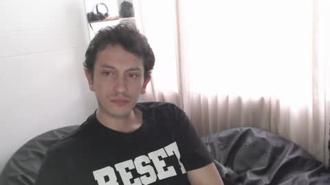 Snapshot of danruiz33 chatting on December 24, 9:55 pm Dan online show from December 24, 9:55 pm