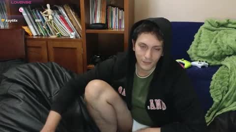 Snapshot of danruiz33 chatting on September 20, 3:06 am Dan online show from September 20, 3:06 am