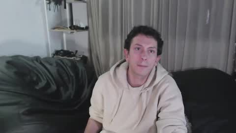 Snapshot of danruiz33 chatting on January 9, 11:45 pm Dan online show from January 9, 11:45 pm