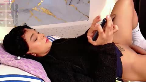 dante_bre online show from November 17, 2:09 pm