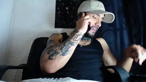 Snapshot of dante_d_angelo_ chatting on September 17, 10:33 pm dante_d_angelo_ online show from September 17, 10:33 pm