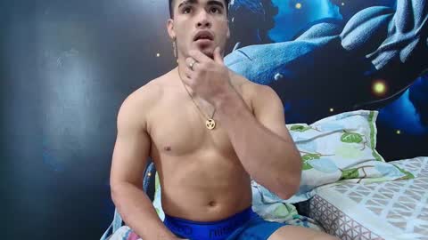 Snapshot of dante_fox_ chatting on January 6, 5:49 pm Dante Fox online show from January 6, 5:49 pm