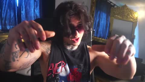 Snapshot of dantecoppolaa chatting on February 8, 3:42 pm Dante coppola online show from February 8, 3:42 pm