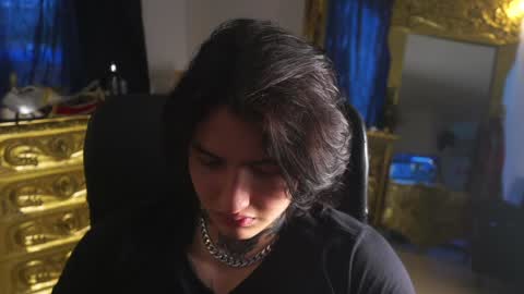 Snapshot of dantecoppolaa chatting on January 23, 3:43 pm Dante coppola online show from January 23, 3:43 pm