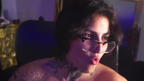 Snapshot of dantecoppolaa chatting on February 18, 3:21 am Dante coppola online show from February 18, 3:21 am