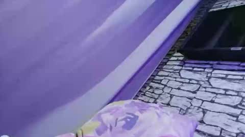 Dante online show from April 15, 8:31 pm