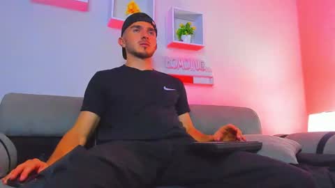 Dante online show from February 24, 2:56 am