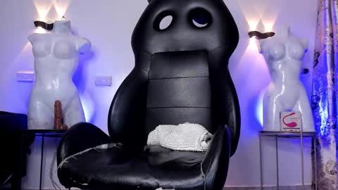 Dany  online show from February 25, 1:34 pm