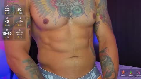 danyfitguy_ online show from January 6, 1:15 pm