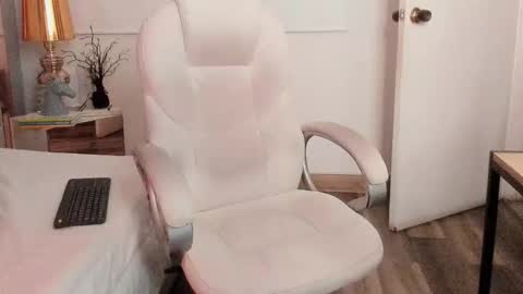 dark_sun333 online show from December 22, 5:04 am