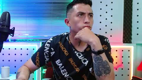 DARKO0717 online show from April 12, 11:16 pm