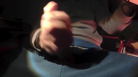 davedarksider96 online show from November 30, 3:47 pm