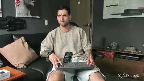 Daves online show from November 24, 4:52 pm