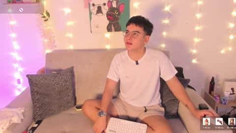 david_and_friend online show from January 14, 10:24 pm