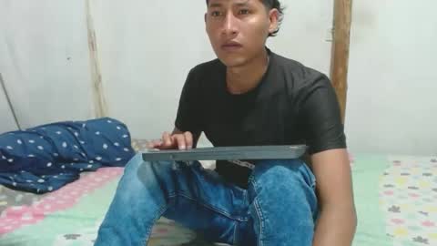 Snapshot of david_efrem chatting on September 12, 8:20 pm david_efrem online show from September 12, 8:20 pm