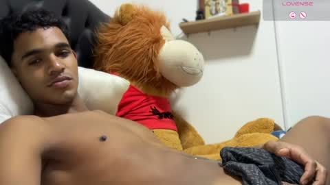 david_hot44 online show from July 15, 4:19 am