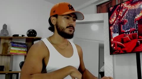 Hey im David that loves to explore and speak their fantasies. Very open talktative and nice. Feel free to chat with me online show from December 18, 11:02 am