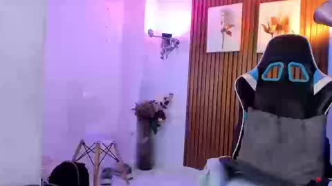 david_niet online show from September 11, 6:51 pm