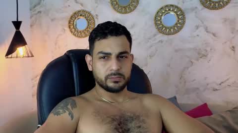 JF oliveira online show from March 4, 1:17 pm