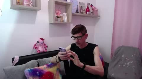 David Lucky 13  online show from February 8, 2:28 am