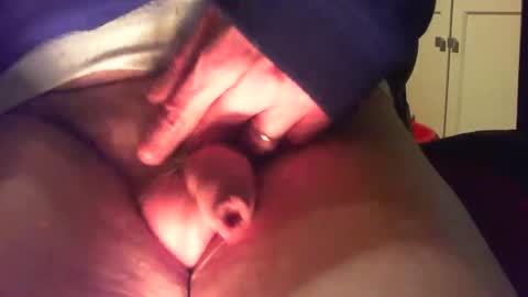 Snapshot of davidneedmore chatting on January 17, 10:27 pm davidneedmore online show from January 17, 10:27 pm