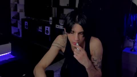 davis online show from July 15, 6:20 am