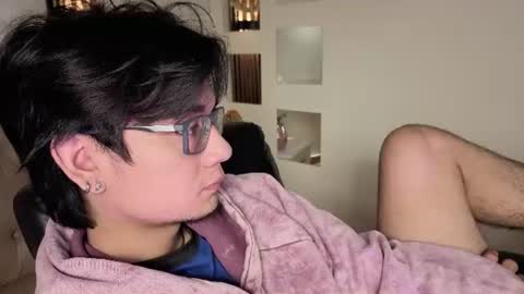 davoxer online show from June 27, 4:04 am