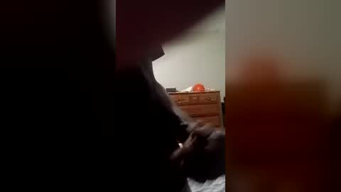dawgshort858 online show from July 18, 6:24 pm