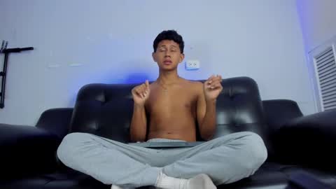 dawn_16 online show from January 17, 2:50 am