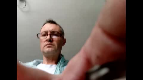 Snapshot of dazzill chatting on February 12, 12:44 pm Dazzill online show from February 12, 12:44 pm