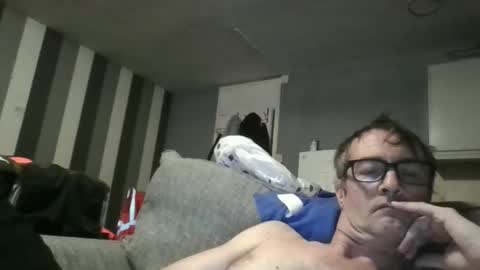 Snapshot of dazzill chatting on October 19, 7:28 pm Dazzill online show from October 19, 7:28 pm