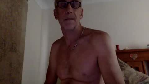 deanofflove2210 online show from January 22, 2:59 am