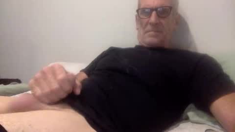 deanofflove221000 online show from December 2, 10:13 pm